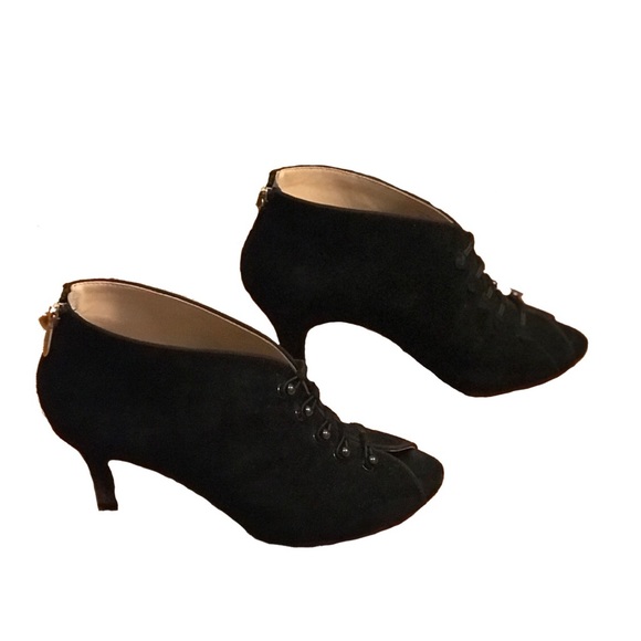 Adrienne Vittadini Heeled Ankle Booties - Picture 3 of 6